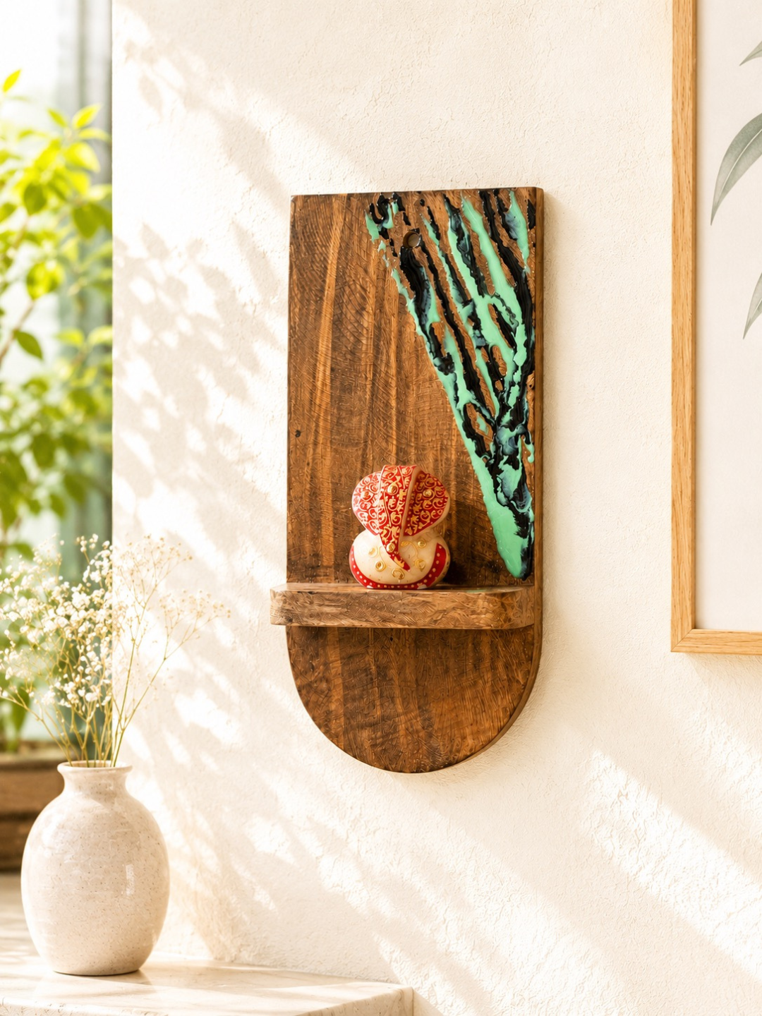 Terra Flow Wall Shelf